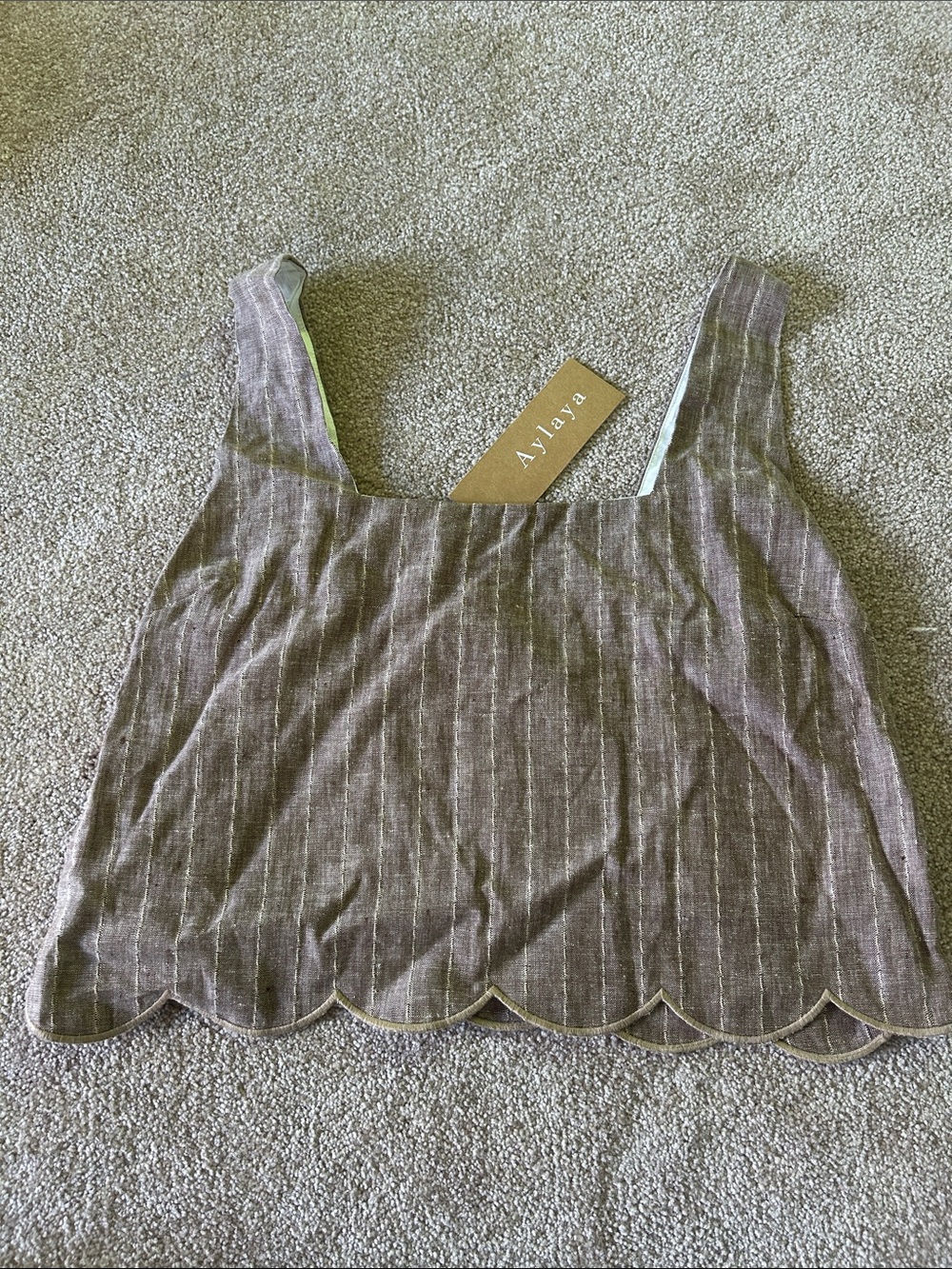 NWT Aylaya Scallop Hem Cropped Linen Blend Tank Top in Taupe Stripe
